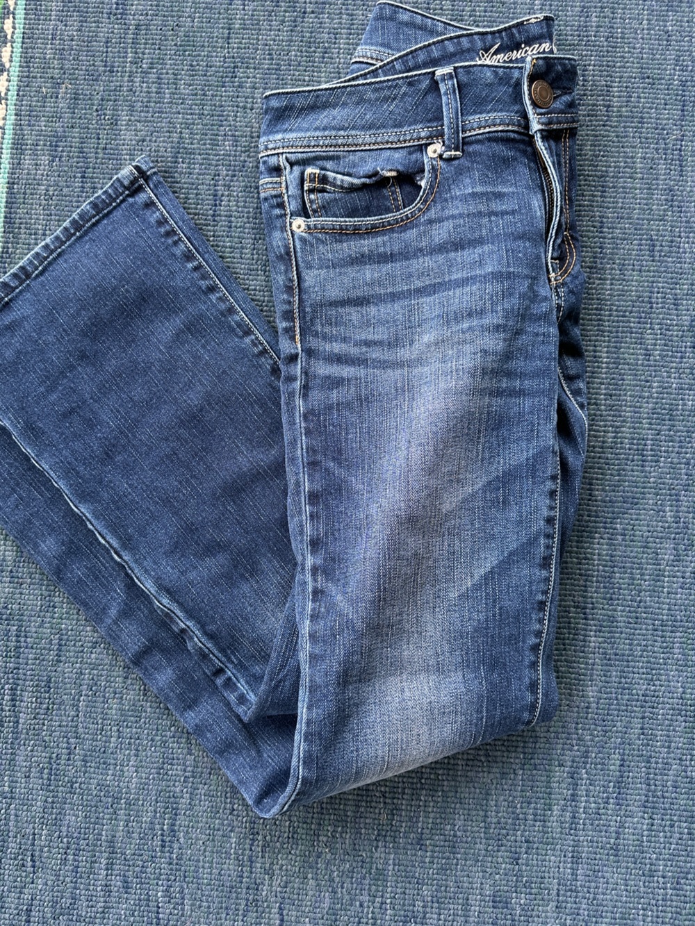 Vintage American Eagle Outfitters Original Boot Cut Jeans size 6 Long medium blu